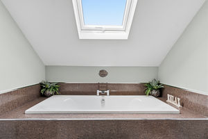 Photo 94- click for photo gallery